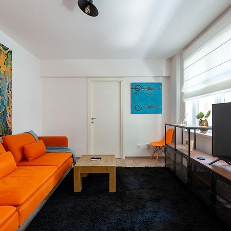 City Center-Cozy One Bedroom Apartment Bukarest Exteriör bild