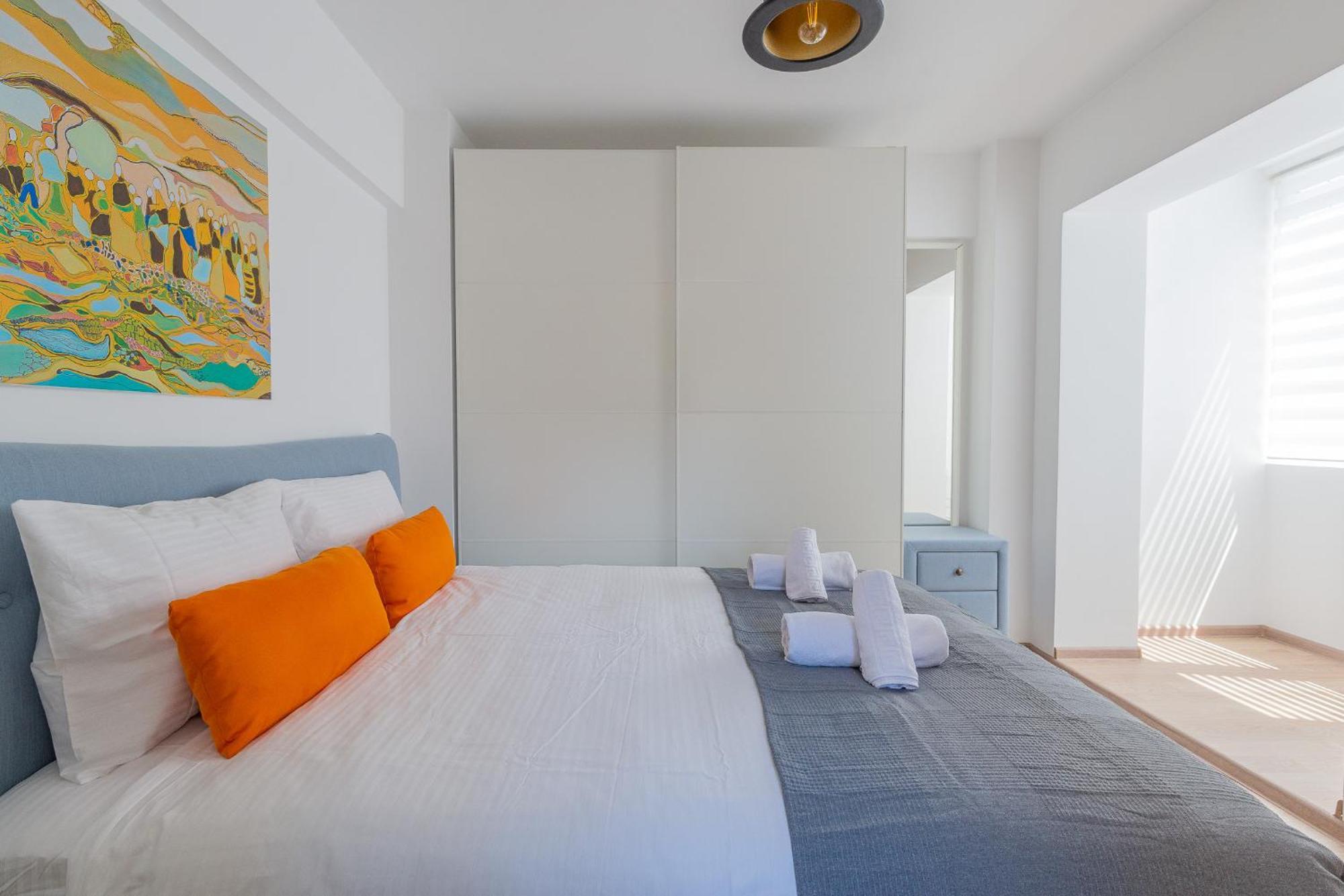 City Center-Cozy One Bedroom Apartment Bukarest Exteriör bild